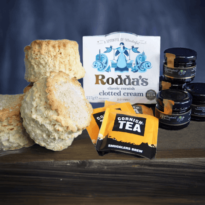 Apple & Blackberry Crumble cream tea delivered to your door