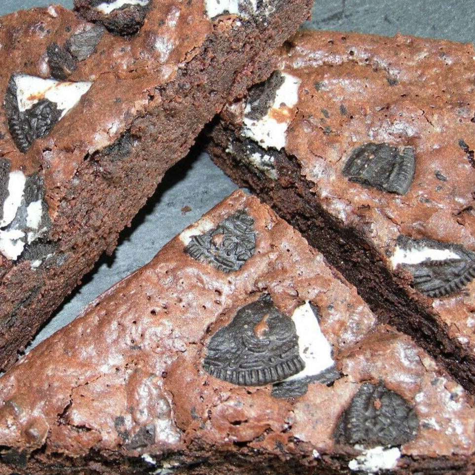 Oreo Brownies - 6 or 12 - The Cornish Scone Company - Brownies delivery