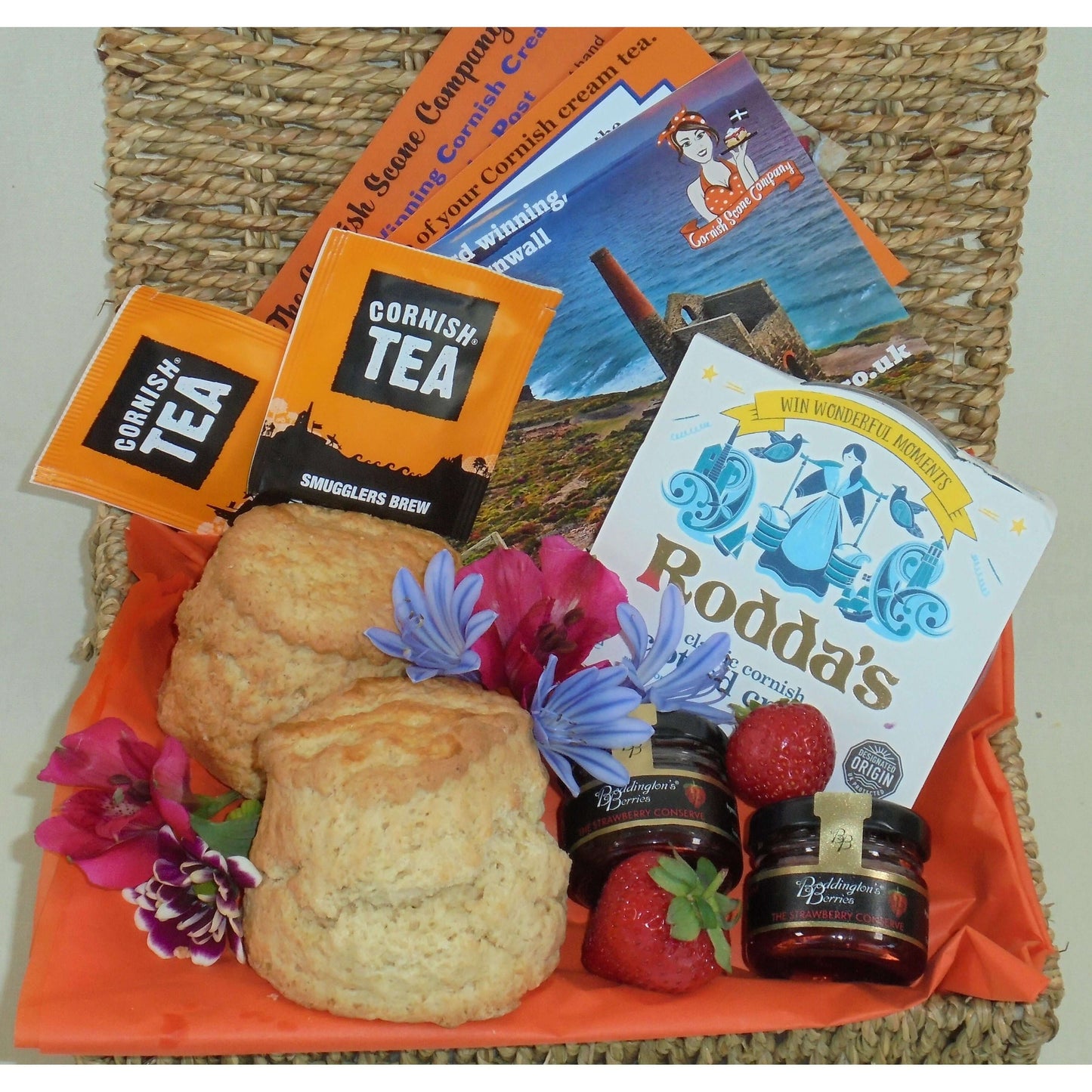 Delicious Cream tea hampers by post. With freshly baked Cornish scones delivered to your door
